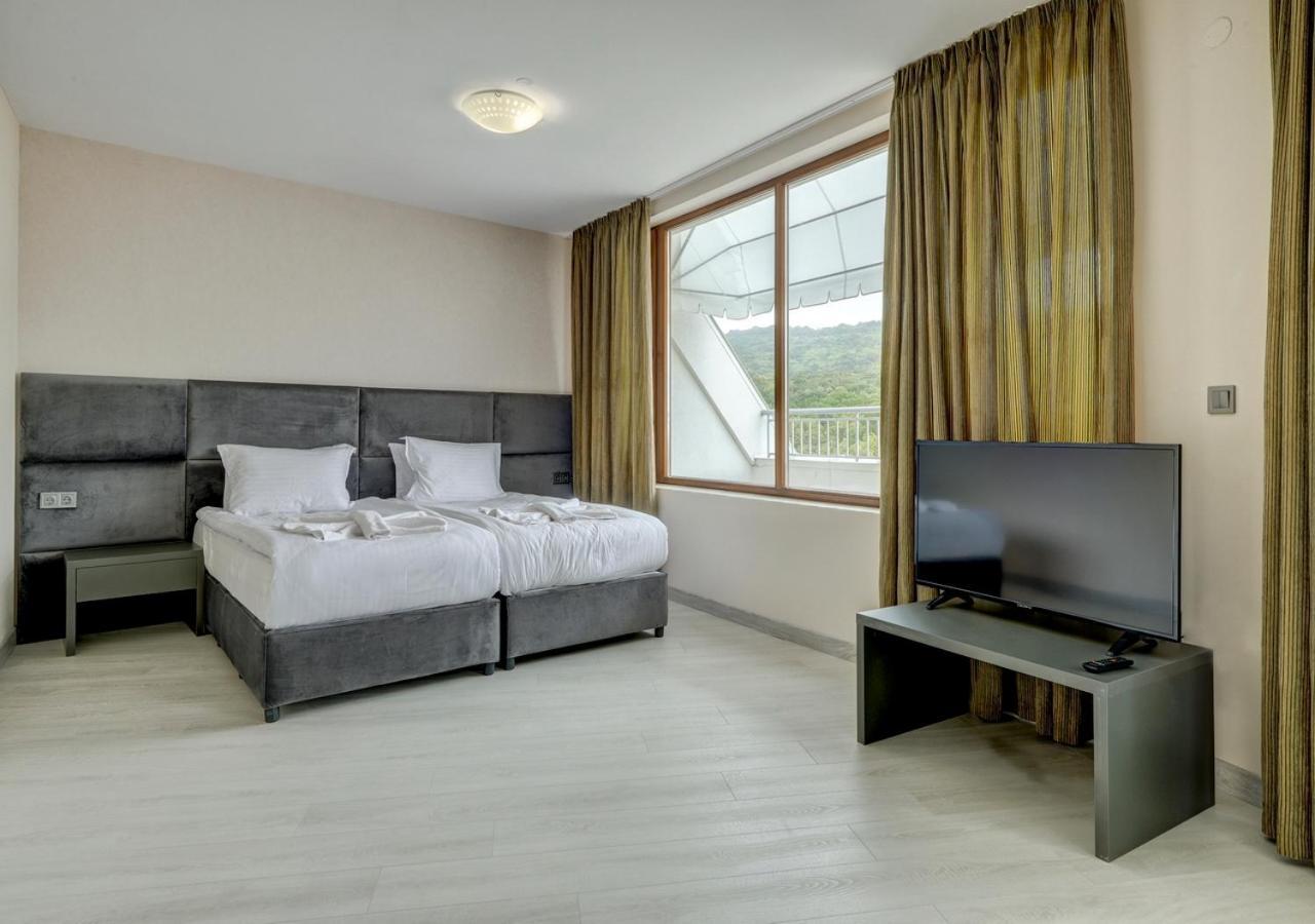 Continental Apartments Golden Sands Eksteriør billede