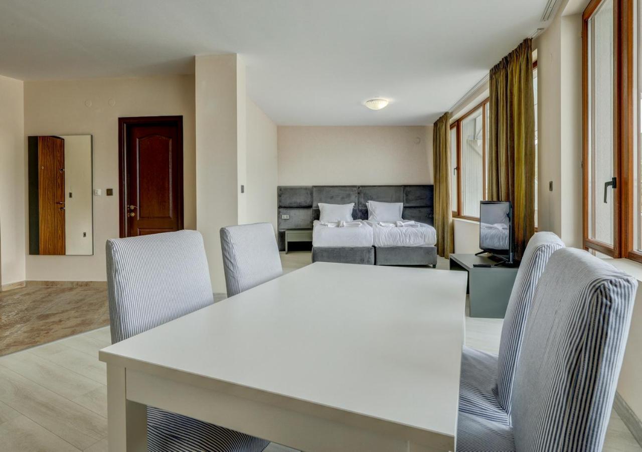 Continental Apartments Golden Sands Eksteriør billede